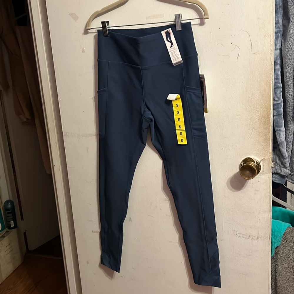 Blue leggings